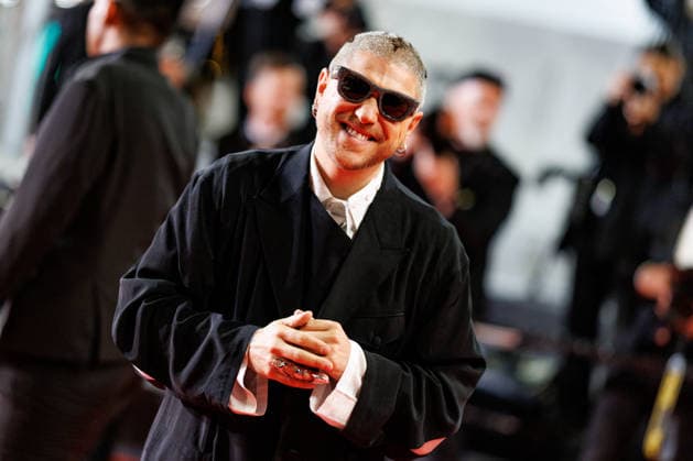 Quentin Mosimann Montée des marches du film Sanguine lors du 79ème Festival International du Film de Cannes, le 14 mai 2026 Jacovides Moreau Bestimage Red carpet for Species at the 79th Cannes International Film Festival on May 14, 2026 Cannes France  Copyright: xJACOVIDES-MOREAUx xBESTIMAGExJACOVIDES-MOREAUx xBESTIMAGEx