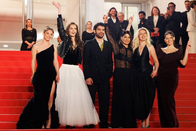 Carole Lambert, Marion Le Corroler, Sami Outalbali, Mara Taquinet, Kim Higelin Bijoux Tasaki , Sonia Faidi Montée des marches du film Sanguine lors du 79ème Festival International du Film de Cannes, le 14 mai 2026 Jacovides Moreau Bestimage Red carpet for Species at the 79th Cannes International Film Festival on May 14, 2026 Cannes France  Copyright: xJACOVIDES-MOREAUx xBESTIMAGExJACOVIDES-MOREAUx xBESTIMAGEx