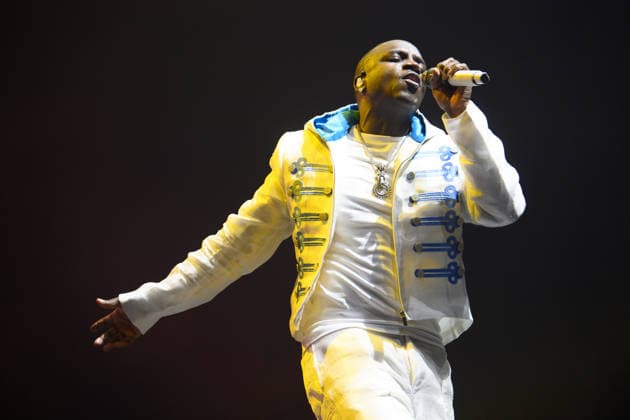 Akon Performs at O2 Arena, London, UK - 14 May 2026 Senegalese-American singer-songwriter Akon (born Aliaune Damala Bouga Time Puru Nacka Lu Lu Lu Badara Akon Thiam) performs on the third and final night at O2 Arena, London, England, UK on Thursday 14 May 2026 as part of the Nights Like This co-headline tour with Ne-Yo., Credit:Justin Ng Avalon UK, England, London, O2 Arena  Copyright: xJustinxNgx xAvalonx 1099056345