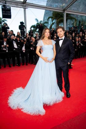 79th Cannes Film Festival Red Carpet of the movie -Histoires Paralleles- Palais des Festivals - Cannes, France Barbara Palvin;Dylan Sprouse 79th Cannes Film Festival Red Carpet of the movie -Histoires Paralleles- Palais des Festivals - Cannes, France 14th May 2026 SGPItalia id 134688_030 *Not Exclusive  Copyright: xSGPx