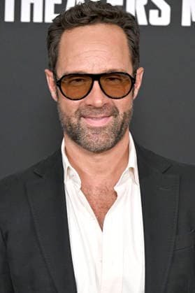 Chris Diamantopoulos bei der Weltpremiere des Kinofilms Star Wars: The Mandalorian and Grogu im TCL Chinese Theatre. Los Angeles, 014.05.2026