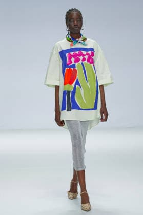 Australian Fashion Week 2026 - Runway - Gary Bigeni A model walks the runway during the Gary Bigeni show at Australian Fashion Week 2026 at the Museum of Contemporary Art on May 15, 2026 in Sydney, Australia., Credit:IOIO IMAGES IOIO Avalon Australia, New South Wales, Sydney, Museum of Contemporary Art  Copyright: xIOIOxIMAGESx xIOIOx xAvalonx 1099144325