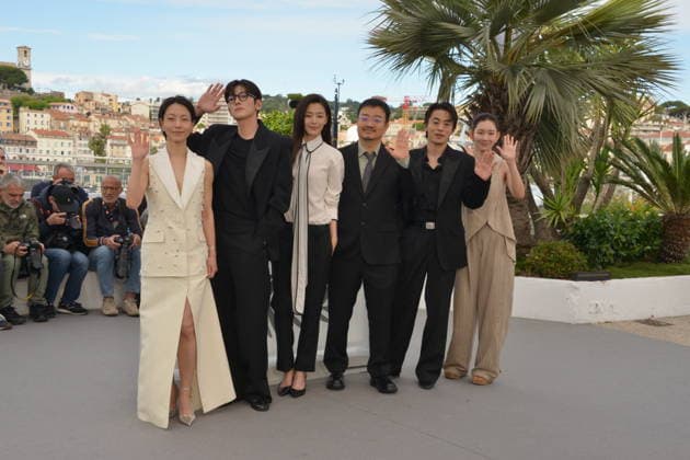 May 15, 2026, Cannes, France: CANNES, FRANCE - MAY 15: Kim Shin-rok, Ji Chang-wook, Jun Ji-hyun, Yeon Sang-ho, Koo Kyo-hwan and Shin Hyun-been pose during the Gun-Che (Colony) photocall at the 79th annual Cannes Film Festival at Palais des Festivals on May 15, 2026 in Cannes, France Cannes France  - ZUMAi09_ 20260515_zaf_i09_006 Copyright: xFrederickxInjimbertx