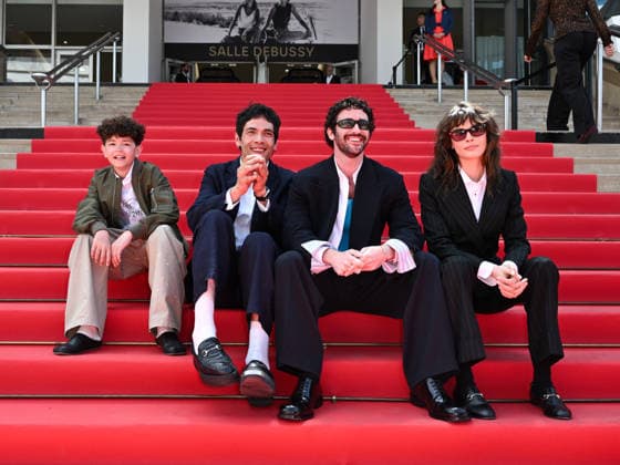 Entertainment Bilder des Tages IPA84718072 - Cannes, 79th Cannes Film Festival 2026, Day 4 - Red Carpet Film Club Kid. Pictured are Reggie Absolom, Diego Calva, Jordan Firstman, Cara Delevingne  Copyright: xSimonexComix xPoolxPhotoxEventsx07x 84718072