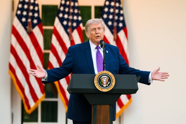 President Donald J. Trump hosts a Rose Garden Club dinner in honor of Police Week in the White House Rose Garden, Monday, May 11, 2026. President Donald J. Trump hosts a Rose Garden Club dinner in honor of Police Week in the White House Rose Garden, Monday, May 11, 2026., Credit:Molly Riley B66 Avalon  Copyright: xMollyxRileyx xB66x xAvalonx 1099210772