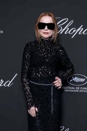 Isabelle Huppert at the Chopard Trophy dinner at the Carlton Beach Club during the 79th Cannes International Film Festival on 15 May 2026 Olivier Borde Bestimage the Chopard Trophy dinner at the Carlton Beach Club during the 79th Cannes International Film Festival on 15 May 2026 Cannes France  Copyright: xOLIVIERxBORDEx xBESTIMAGExOLIVIERxBORDEx xBESTIMAGEx