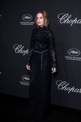 Isabelle Huppert at the Chopard Trophy dinner at the Carlton Beach Club during the 79th Cannes International Film Festival on 15 May 2026 Olivier Borde Bestimage the Chopard Trophy dinner at the Carlton Beach Club during the 79th Cannes International Film Festival on 15 May 2026 Cannes France  Copyright: xOLIVIERxBORDEx xBESTIMAGExOLIVIERxBORDEx xBESTIMAGEx