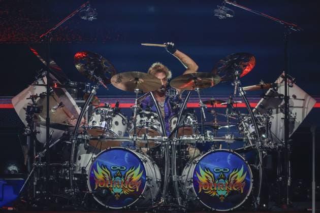 May 15, 2026, Tampa, Florida, USA: Drummer Deen Castronovo of the band Journey performs during their 2026 Final Frontier Tour at Benchmark International Arena on Friday, May 15, 2026 in Tampa. Tampa USA - ZUMAs70_ 20260515_zan_s70_025 Copyright: xLuisxSantanax