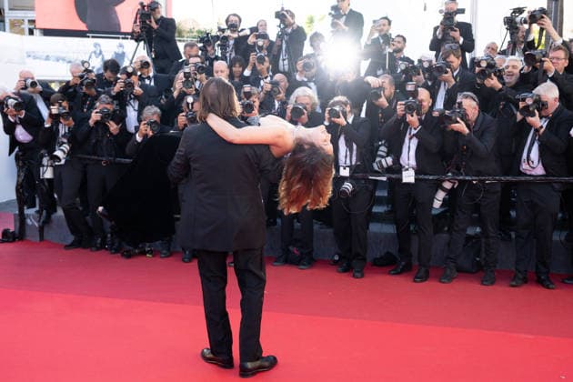 Cannes Karma Red Carpet LZ Laetitia Casta and Vincent Macaigne attending the red carpet screening of Karma during the 79th Cannes Film Festival in Cannes on May 15, 2026. Photo by Laurent Zabulon ABACAPRESS.COM Cannes  Copyright: xZabulonxLaurentx