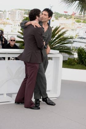 May 15, 2026, Cannes, France: CANNES, FRANCE - MAY 15: Jordan Firstman and Diego Calva kiss during the Club Kid photocall at the 79th annual Cannes Film Festival at Palais des Festivals on May 15, 2026 in Cannes, France. Cannes France  - ZUMAi09_ 20260515_zaf_i09_094 Copyright: xFrederickxInjimbertx