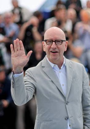 Steven Soderbergh at the John Lennon The Last Interview photocall at the 79th International Film Festival in Cannes, France on May 16, 2026 Jacovides Moreau bestimage John Lennon The Last Interview photocall at the 79th annual Cannes Film Festival at Palais des Festivals on May 16, 2026 in Cannes, France Cannes France  Copyright: xJACOVIDES-MOREAUx xBESTIMAGExJACOVIDES-MOREAUx xBESTIMAGEx