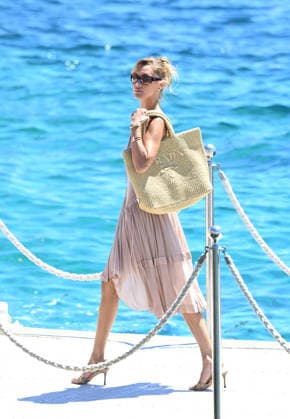 RECORD DATE NOT STATED Bella Hadid arrives by boat at the Eden Roc Hotel in Antibes Bella Hadid arrives by boat at the Eden Roc Hotel in Antibes, France on May 16, 2026. Photo by Florian Poitout ABACAPRESS.COM  Copyright: xPoitoutxFlorian ABACAx