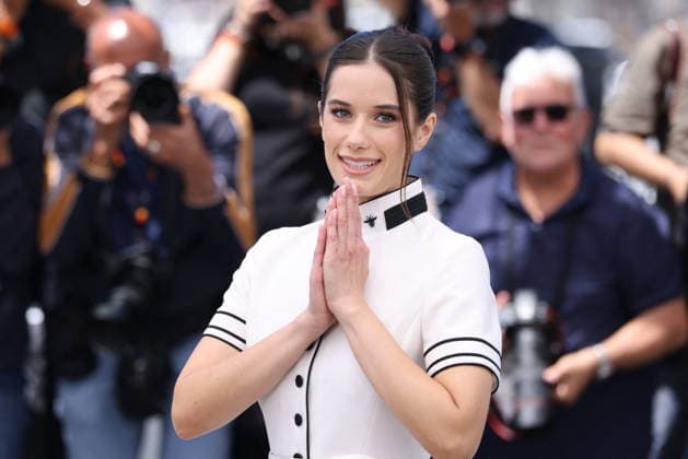 Cannes - Propeller One-Way Night Coach Photocall JD Ella Bleu Travolta attending the Propeller One-Way Night Coach photocall during the 79th annual Cannes Film Festival at Palais des Festivals on May 16, 2026 in Cannes, France. Photo by Jerome Domine ABACAPRESS.COM Cannes France  Copyright: xDominexJerome ABACAx