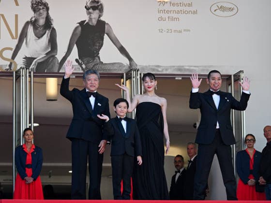 Internationale Filmfestspiele von Cannes, Sheep in the Box Premiere IPA84750882 - Cannes, 79th Cannes Film Festival 2026, Evening 5. Red carpet Film HEEP IN THE BOX. Pictured are Hirokazu Kore eda, Haruka Ayase  Copyright: xManuelexMangiarottix xPoolxPhotoxEventsx07x 84750882