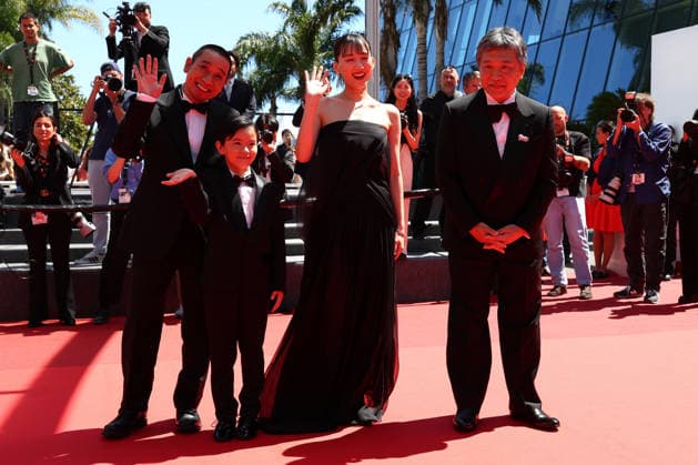 May 16, 2026, Cannes, Cote D azur, France: Cast of whom HARUKA AYASE and director HIROKAZU KORE-EDA on the red carpet for the screening of SHEEP IN THE BOX at the 79th Annual Cannes Film Festival at Palais des Festivals in Cannes, France Cannes France - ZUMAc179 20260516_zep_c179_089 Copyright: xMickaelxChavetx