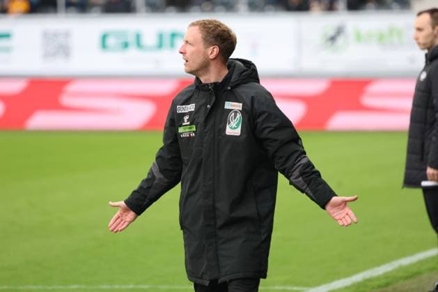 16.05.2026, Altach, AUT, Unterwegs in Voralberg, SCR Altach - SV Oberbank Ried, Österreichische Fußball-Bundesliga, ADMIRAL Bundesliga - Qualifikationsgruppe, 32. Runde, im Bild Maximilian Senft, Max Senft, Ried, Headcoach, *** 16 05 2026, Altach, AUT, On the road in Voralberg, SCR Altach SV Oberbank Ried, Austrian Football League, ADMIRAL Bundesliga qualifying group, 32 round, in the picture Maximilian Senft, Max Senft, Ried, Headcoach,
