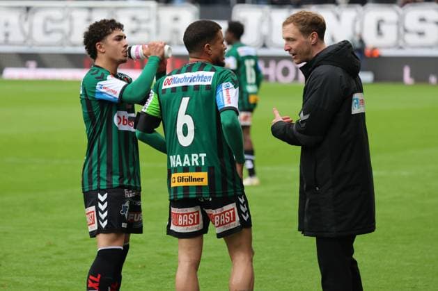 16.05.2026, Altach, AUT, Unterwegs in Voralberg, SCR Altach - SV Oberbank Ried, Österreichische Fußball-Bundesliga, ADMIRAL Bundesliga - Qualifikationsgruppe, 32. Runde, im Bild Maximilian Senft, Max Senft, Ried, Headcoach, Jussef NASRAWE, Ried, Moegamat, Yusuf Maart, (Ried), *** 16 05 2026, Altach, AUT, On the road in Voralberg, SCR Altach SV Oberbank Ried, Austrian Football League, ADMIRAL Bundesliga qualifying group, 32 round, in the picture Maximilian Senft, Max Senft, Ried, head coach, Jussef NASRAWE, Ried, Moegamat, Yusuf Maart, Ried ,