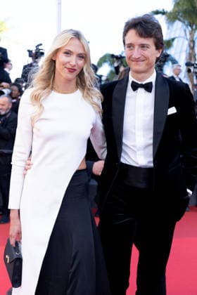 Vanesa Lorenzo, Jean Arnault Montée des marches du film El Ser Querido lors du 79ème Festival International du Film de Cannes, le 16 mai 2026 Olivier Borde Bestimage Red carpet for The Beloved at the 79th Cannes International Film Festival on May 16, 2026 Cannes France  Copyright: xOLIVIERxBORDEx xBESTIMAGExOLIVIERxBORDEx xBESTIMAGEx