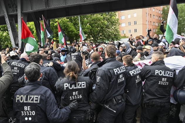 Nakba Day march in Berlin BERLIN, GERMANY - MAY 16: Police detain several people during a solidarity march with Palestinians in Germany s capital, Berlin, held to mark the 78th anniversary of the Nakba, on May 16, 2026. Thousands gathered at Oranienplatz in the Kreuzberg district before marching toward the Sudstern subway station in the Neukolln district. Police, taking extensive security measures, halted the march near the Prinzenstrasse subway station and clamped down on the demonstration. During the ensuing scuffle, police deployed pepper spray against the demonstrators, leaving numerous protesters affected by the gas. Halil Sagirkaya Anadolu Berlin Germany. Editorial use only. Please get in touch for any other usage.  Copyright: x2026xAnadoluxHalilxSagirkayax