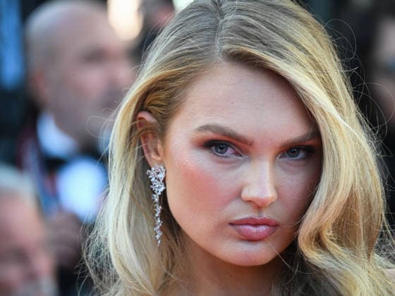 IPA84759157 - Cannes, 79th Cannes Film Festival 2026, evening 5 - red carpet of EL SER QUERIDO (THE BELOVED) Pictured: Romee Strijd  Copyright: xManuelexMangiarottix xPoolxPhotoxEventsx07x 84759157