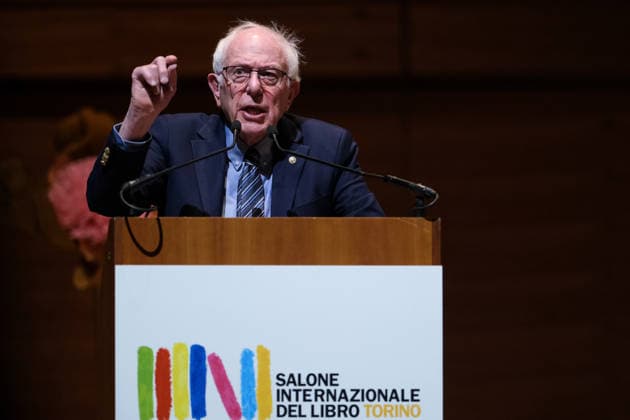 May 16, 2026, Turin, Italy: United States Senator Bernie Sanders attends an event during the third day of the Turin International Book Fair at Lingotto Fiere. Turin Italy - ZUMAs197 20260516_aaa_s197_200 Copyright: xDavidexDixLallax