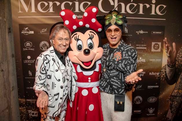 ABB ESCPARTY - Bert Bell Minnie Maus Julian F. M. Stoeckel zu Gast bei der ESC Eurovision Song Contest Party Event von Entertainer und Moderator Julian F.M. Stoeckel im nhow Berlin Hotel am 16.05.2026 in Berlin Berlin Deutschland *** ABB ESCPARTY Bert Bell Minnie Mouse Julian F M Stoeckel as guest at the ESC Eurovision Song Contest Party Event by entertainer and presenter Julian F M Stoeckel at the nhow Berlin Hotel on 16 05 2026 in Berlin Berlin Germany