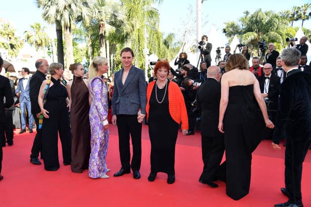 Maria Matschke Engel, Regina Ziegler, Hooman Afshari, Ulrich Matthes, Martina Gedeck, Jenny Erpenbeck, Volker Schloendorff, Susanne Wolff und Lars Eidinger bei der The Beloved Premiere in Cannes am 16.05.2026
