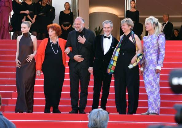 Maria Matschke Engel, Regina Ziegler, Hooman Afshari, Ulrich Matthes, Jenny Erpenbeck und Susanne Wolff bei der The Beloved Premiere in Cannes am 16.05.2026