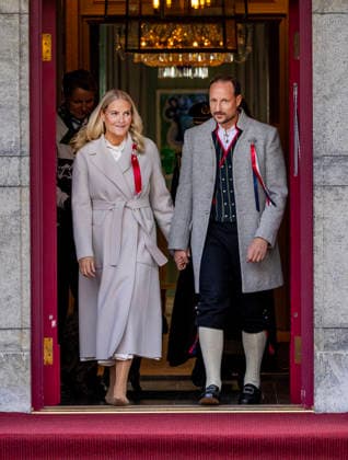17-05-2026 Skaugum Princess Mette-Marit and Prince Haakon celebrating the national day at the residence in Skaugum in Asker, Norway. Â  Copyright: xPPEx