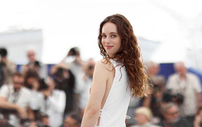 Tess Barthélémy, J Godrèches daughter, at the photocall for Memoire de Fille Un Certain Regard at the 79th Cannes International Film Festival, on May 17th, 2026 Jacovides Moreau Bestimage Photocall for Memoire de Fille Un Certain Regard at the 79th Cannes International Film Festival, on May 17th, 2026 Cannes France  Copyright: xJACOVIDES-MOREAUx xBESTIMAGExJACOVIDES-MOREAUx xBESTIMAGEx