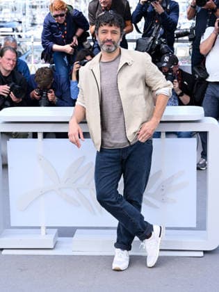 IPA84780693 - Cannes, 79th Cannes Film Festival 2026, Day 6. Photocall of the film EL SER QUERIDO (THE BELOVED). Rodrigo Sorogoyen is pictured.  Copyright: xAlbertoxTerenghix xPoolxPhotoxEventsx07x 84780693