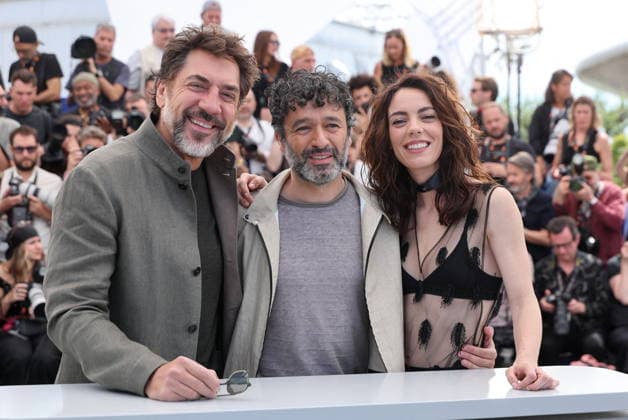 Javier Bardem Rodrigo Sorogoyen and Vicky Victoria Luengo at the El Ser Querido The Beloved photocall at the 79th annual Cannes Film Festival at Palais des Festivals on May 17, 2026 in Cannes, France Jacovides Moreau Bestimage El Ser Querido The Beloved photocall at the 79th annual Cannes Film Festival at Palais des Festivals on May 17, 2026 in Cannes, France Cannes France  Copyright: xJACOVIDES-MOREAUx xBESTIMAGExJACOVIDES-MOREAUx xBESTIMAGEx