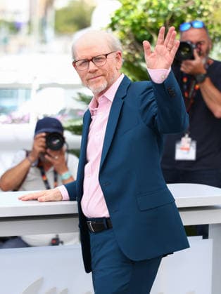 May 17, 2026, Cannes, Cote D azur, France: RON HOWARD and his producers DALLAS BRENNAN REXER, SARA BERNSTEIN, JUSTIN WILKES and CHRISTOPHER ST JOHN during the AVEDON photocall at the 79th Annual Cannes Film Festival at Palais des Festivals in Cannes, France. Cannes France - ZUMAc179 20260517_zep_c179_004 Copyright: xMickaelxChavetx