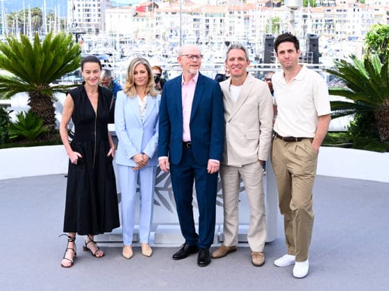 IPA84782257 - Cannes, 79th Cannes Film Festival 2026, Day 6. Photocall of the film Avedon. Pictured are Dallas Brennan Rexer, Sara Bernstein, Ron Howard, Justin Wilkes and Christopher St. John.  Copyright: xAlbertoxTerenghix xPoolxPhotoxEventsx07x 84782257
