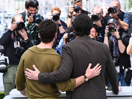 IPA84782566 - Cannes, 79th Cannes Film Festival 2026, day 6 - photocall of PAPER TIGER Pictured: Adam Driver, Miles Teller  Copyright: xAlbertoxTerenghix xPoolxPhotoxEventsx07x 84782566