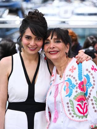 IPA84783165 - Cannes, 79th Cannes Film Festival 2026, day 6 - photocall d Rehearsals For A Revolution (Viendra La RÃ volution) Pictured: Manijeh Hekmat and Pegah Ahangarani  Copyright: xAlbertoxTerenghix xPoolxPhotoxEventsx07x 84783165