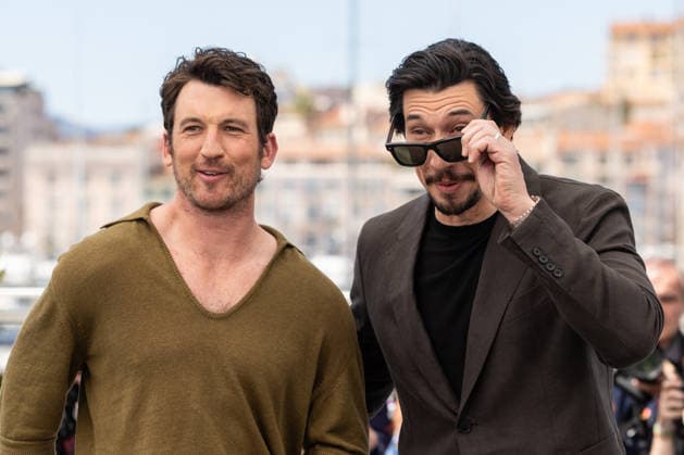 Miles Teller et Adam Driver au photocall du film Paper Tiger Compétition lors du 79ème Festival International du Film de Cannes 12 23 mai 2026 , le 17 mai 2026 Jacovides Moreau Bestimage Photocall for Paper Tiger Competition at the 79th Cannes International Film Festival, on May 17th, 2026 Cannes France  Copyright: xJACOVIDES-MOREAUx xBESTIMAGExJACOVIDES-MOREAUx xBESTIMAGEx