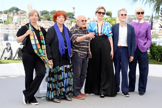 Jenny Erpenbeck, Regina Ziegler, Volker Schlöndorff, Martina Gedeck, Ulrich Matthes und Susanne Wolff beim Photocall zum Kinofilm Heimsuchung Visitation auf dem Festival de Cannes 2026 79. Internationale Filmfestspiele von Cannes am Palais des Festivals. Cannes, 17.05.2026