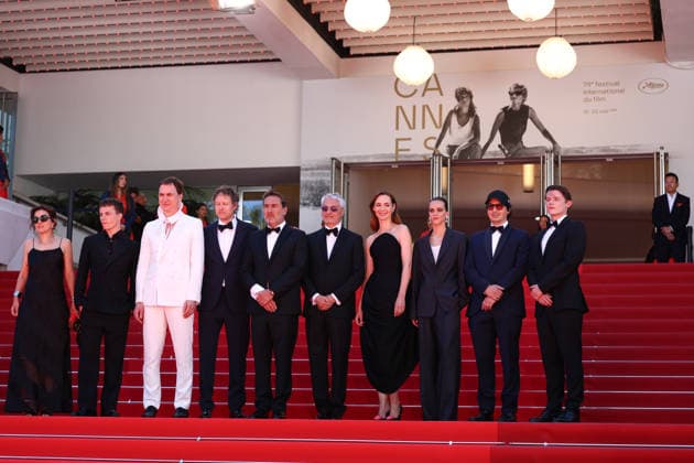 May 17, 2026, Cannes, Cote D azur, France: Cast of whom LAETITIA PANSANEL, FELIX LEFEBVRE, LARS EIDINGER, director LASZLO NEMES, GILLES LELLOUCHE, PATRICK MCDONNELL, LOUISE BOURGOIN, HORTENSE DE GROMARD, OLIVIER DEMANGEL and guest on the red carpet for the screening of MOULIN at the 79th Annual Cannes Film Festival at Palais des Festivals in Cannes, France Cannes France - ZUMAc179 20260517_zep_c179_051 Copyright: xMickaelxChavetx