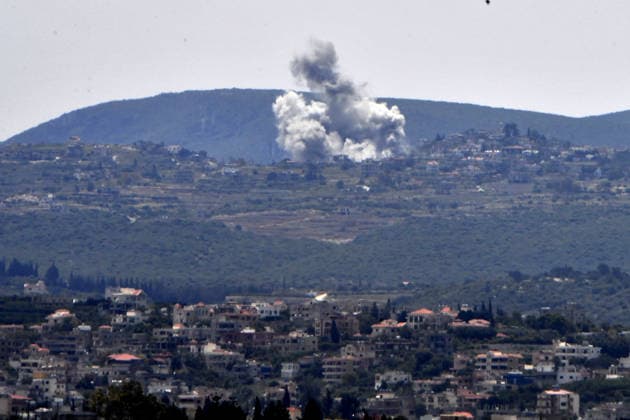 Israeli army continues attacks on southern Lebanon TYRE, LEBANON - MAY 17: Smoke rises following Israeli strikes targeting areas in the southern Lebanese city of Tyre, Lebanon on May 17, 2026. Israeli army continues its attacks on southern Lebanon despite an ongoing ceasefire. Houssam Shbaro Anadolu Beirut Lebanon. Editorial use only. Please get in touch for any other usage.  Copyright: x2026xAnadoluxHoussamxShbarox