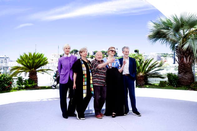 Susanne Wolff, Jenny Erpenbeck, Volker Schlöndorff, Martina Gedeck und Ulrich Matthes beim Photocall zum Kinofilm Heimsuchung Visitation auf dem Festival de Cannes 2026 79. Internationale Filmfestspiele von Cannes am Palais des Festivals. Cannes, 17.05.2026