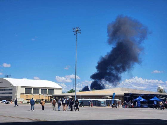 May 17, 2026: Rescue crews responded to a crash during the Gunfighter Skies air show at Idaho s Mountain Home Air Force Base on Sunday, May 17, 2026. An announcer told the crowd shortly after 1 p.m. that all four Navy pilots were Ã¢â‚¬oefound safe. - ZUMAm67_ 20260517_zaf_m67_001 Copyright: xSarahxA.xMillerx
