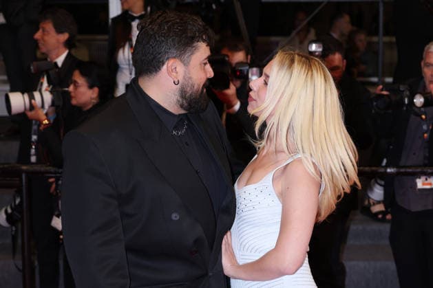 Cannes - Jim Queen Red Carpet JD Artus Solaro and Kim Higelin attend the screening of the film Jim Queen during the 79th annual Cannes Film Festival at Palais des Festivals on May 17, 2026 in Cannes, France. Photo by Jerome Domine ABACAPRESS.COM Cannes France  Copyright: xDominexJerome ABACAx