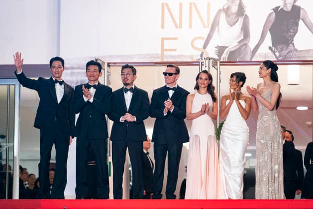 79th Cannes Film Festival Red carpet of the movie -Hope- Palais des Festivals - Cannes, France Jo In-sung;Hwang Jung-min;Na Hong-jin;Michael Fassbender;Alicia Vikander;Taylor Russell;Jung Ho-yeon 79th Cannes Film Festival Red carpet of the movie -Hope- Palais des Festivals - Cannes, France 17th May 2026 SGPItalia id 134688_074 *Not Exclusive  Copyright: xALFONSOxCATALANO SGPITALIAx