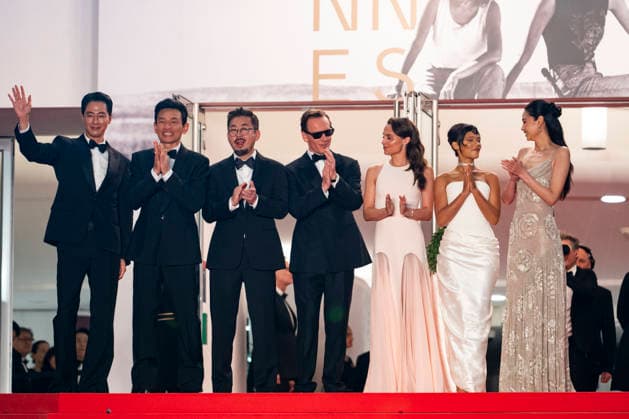 79th Cannes Film Festival Red carpet of the movie -Hope- Palais des Festivals - Cannes, France Jo In-sung;Hwang Jung-min;Na Hong-jin;Michael Fassbender;Alicia Vikander;Taylor Russell;Jung Ho-yeon 79th Cannes Film Festival Red carpet of the movie -Hope- Palais des Festivals - Cannes, France 17th May 2026 SGPItalia id 134688_074 *Not Exclusive  Copyright: xALFONSOxCATALANO SGPITALIAx