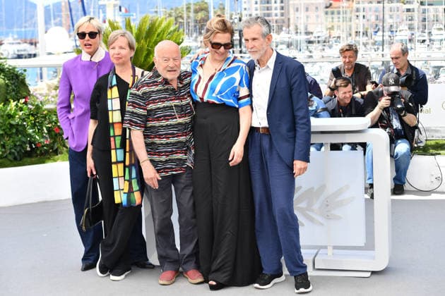 Susanne Wolff , Jenny Erpenbeck, Volker Schlöndorff, Martina Gedeck, Ulrich Matthes beim Photocall HEIMSUCHUNG in Cannes am 17.05.2026