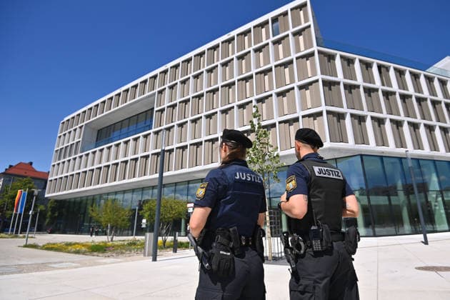 Justizbeamte, Aussenansicht,Totale,Gebaeude,Komplex. Eroeffnung Strafjustizzentrum am Leonrodplatz in Muenchen am 18.05.2026. *** Judicial officers, exterior view, long shot, building, complex opening criminal justice center at Leonrodplatz in Munich on 18 05 2026