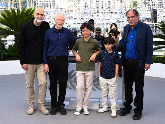 IPA84824422 - Cannes Film Festival 2026, Day 7. Photocall of the film Aqui . Pictured are Tiago Guedes, J. M. Coetzee, Hugo Encuentra, Alex Pelaez and Paulo Branco  Copyright: xAlbertoxTerenghix xPoolxPhotoxEventsx07x 84824422