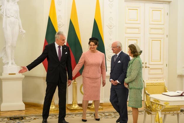 King Carl XVI Gustaf of Sweden - Lithuanian President Gitanas Nauseda meeting in Vilnius VILNIUS, LITHUANIA - MAY 18: King Carl XVI Gustaf and Queen Silvia of Sweden meet with Lithuanian President Gitanas Nauseda and First Lady Diana Nausediene at the Presidential Palace in Vilnius, Lithuania on May 18, 2026. Yauhen Yerchak Anadolu Vilnius Lithuania. Editorial use only. Please get in touch for any other usage.  Copyright: x2026xAnadoluxYauhenxYerchakx