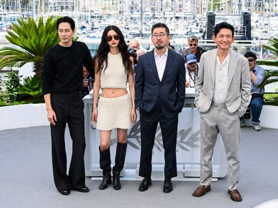 IPA84824568 - Cannes, 79th Cannes Film Festival 2026, day 7. Photocall of HOPE Pictured: Zo In-sung, Jung Ho-yeon, Na Hong-jin and Hwang Jung-min  Copyright: xAlbertoxTerenghix xPoolxPhotoxEventsx07x 84824568